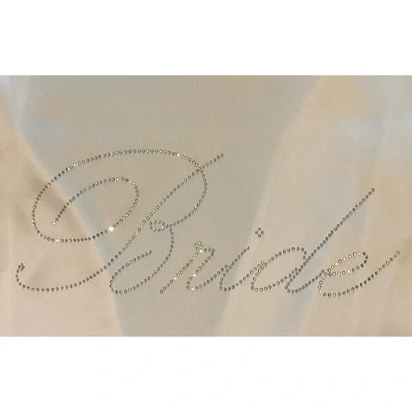 NEW Bride Embellished Satin Short Robe, Victoria’s Secret - Picture 4 of 11
